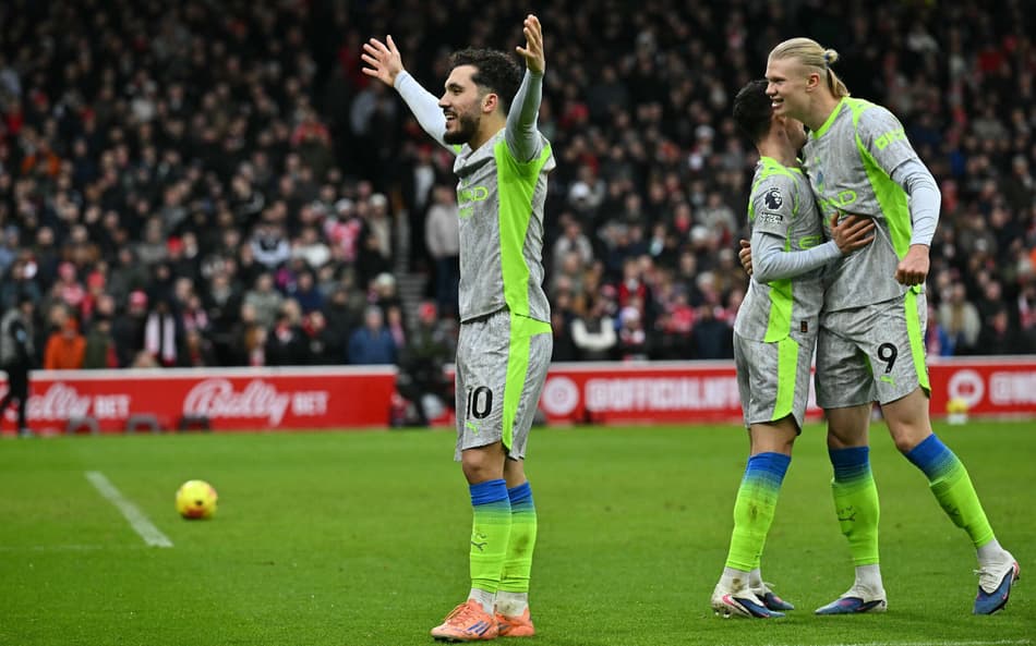 Cherki comemora gol da vitória do Manchester City sobre o Nottingham Forest, pela Premier League