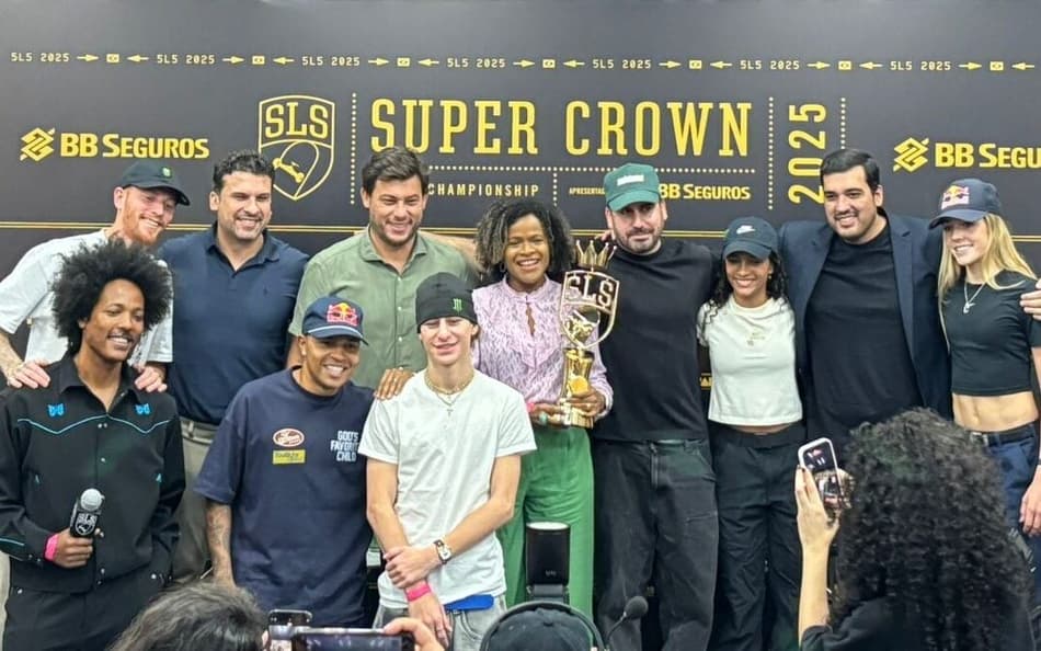 Rayssa Leal se emociona ao falar da formatura escolar: 'Chorei horrores'