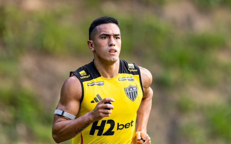 Cuello em treinamento na cidade do galo (foto: Pedro Henrique França / Atlético)