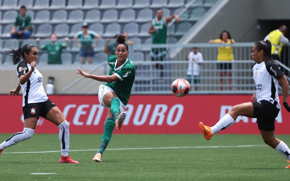 Amanda, Tainá Maranhão e Brena: trio é responsável por quase metade dos gols do Palmeiras no ano