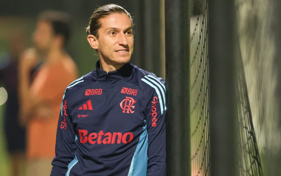 Rival que cravou títulos do Flamengo prevê destino do Rubro-Negro no Mundial