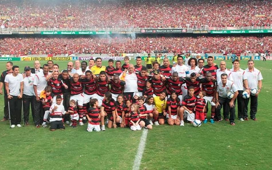 Angelim, Juan e Obina comparam eras do Flamengo e debatem o gol mais importante