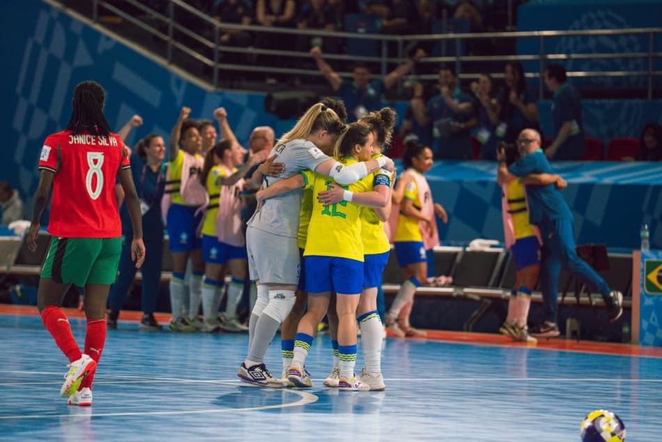 Brasil 3 x 0 Portugal final da Copa do Mundo de Futsal Feminino