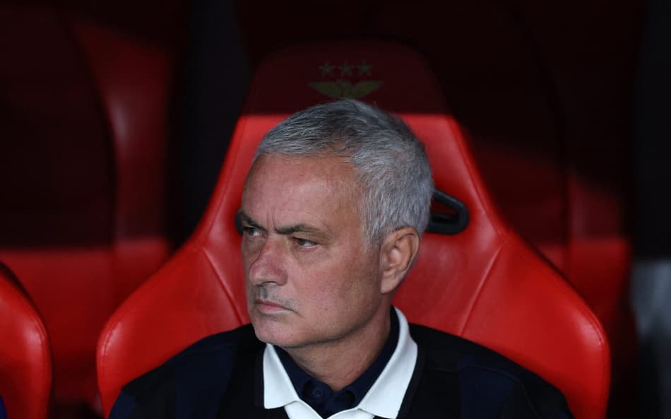José Mourinho no Estádio da Luz para o jogo entre Fenerbahce e Benfica