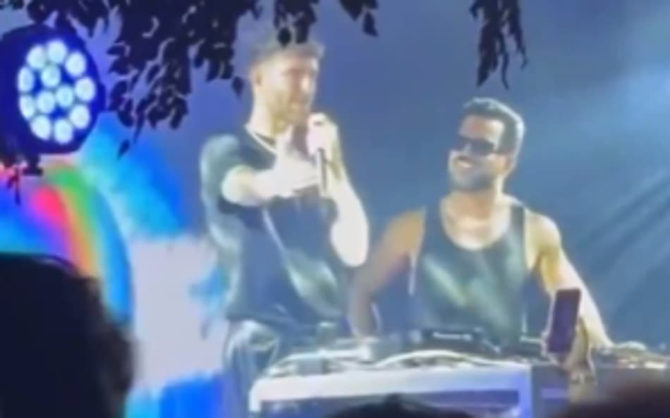 Léo Pereira se decalara para ex-namorada, Karoline Lima