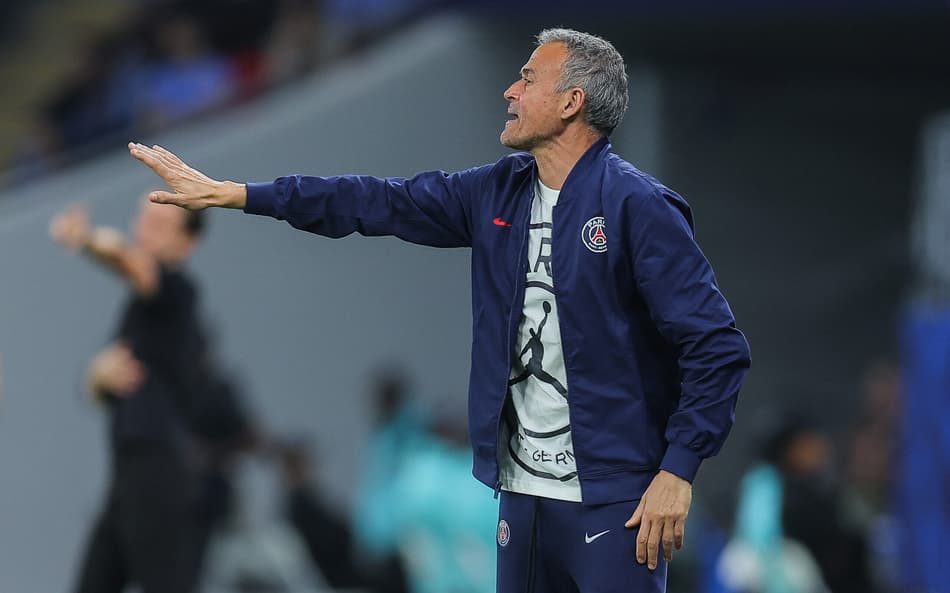 Luis Enrique comanda PSG contra o Flamengo, no Mundial