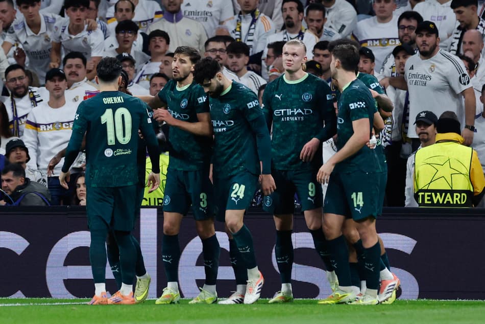 Pela Champions League, o Manchester City venceu o Real Madrid por 2 a 1 (Foto: Oscar DEL POZO / AFP)