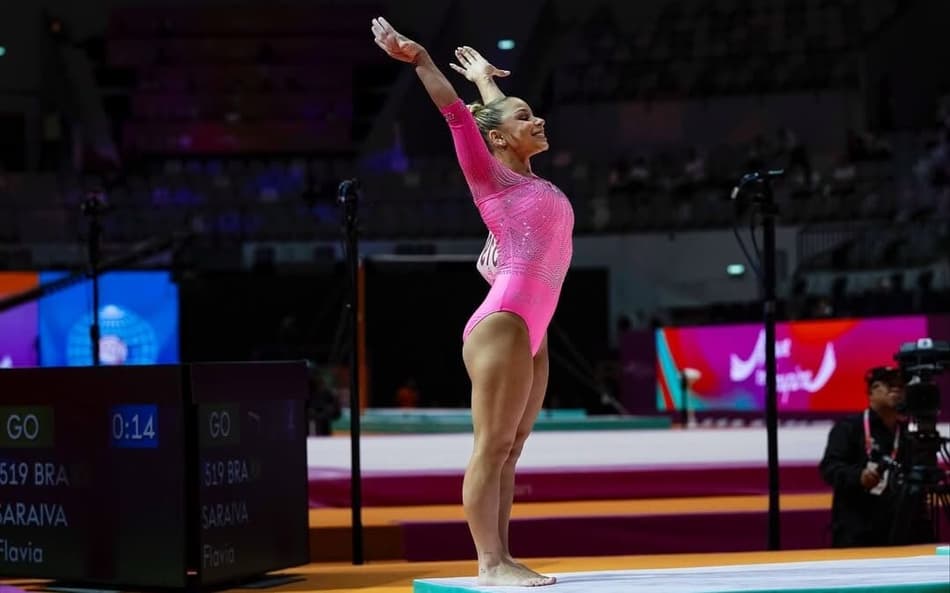 Flávia Saraiva garante top-4 na final da trave no Mundial de Ginâtica. (Foto: Melogym/ CBG)