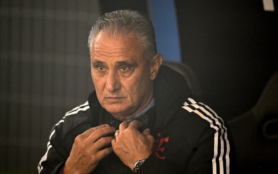 Tite no comando do Flamengo na eliminação contra o Peñarol na Libertadores