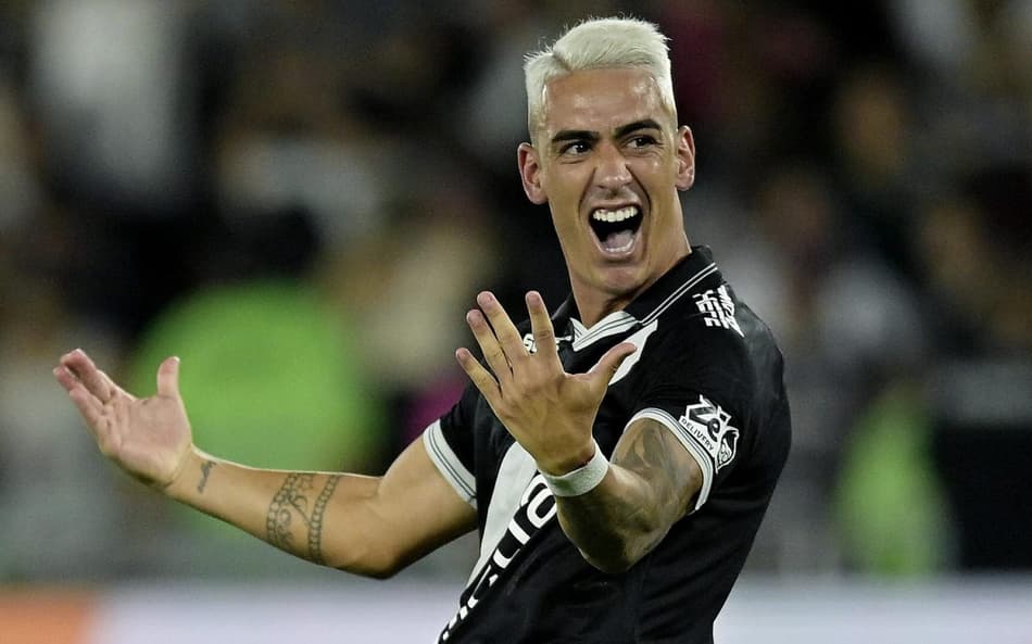 Vasco bate o Fluminense nos pênaltis e volta à final da Copa do Brasil após 14 anos