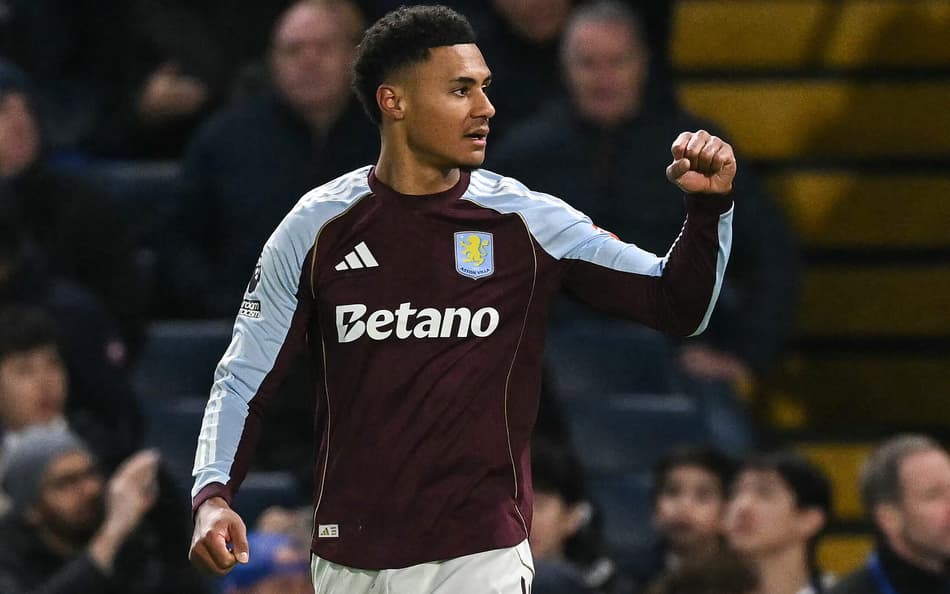 Watkins comemorando o gol da vitória do Aston Villa (Foto: Glyn Kirk/AFP)