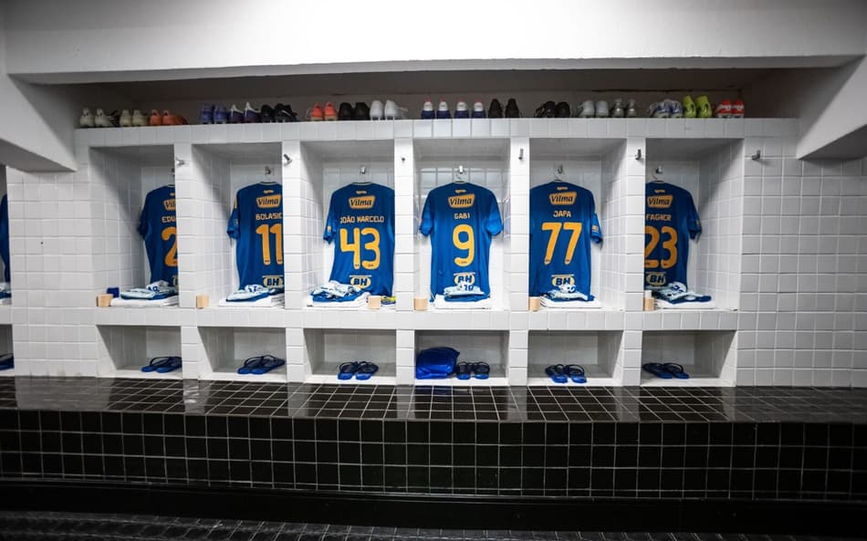 Time todo reserva? Confira escalação do Cruzeiro contra o Santos