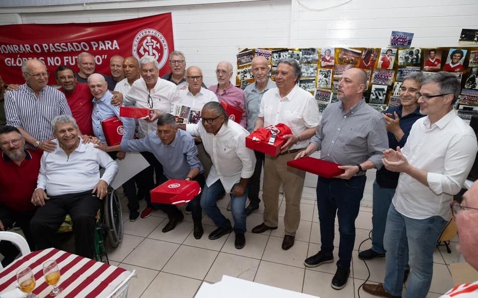 Ex-jogadores do Internacional, campeões em 1975