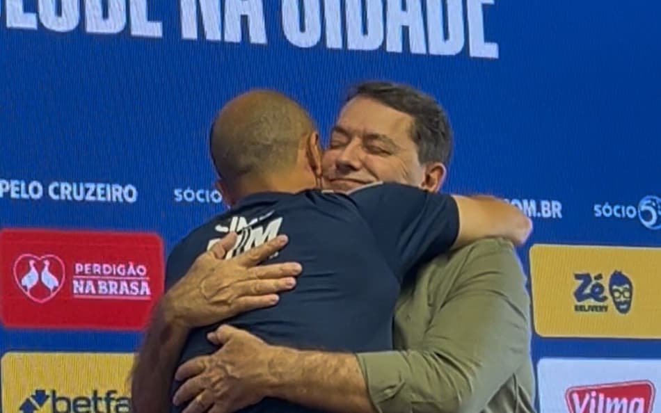 Pedro Lourenço e Leonardo Jardim (Foto: Eduardo Statuti/ Lance!)