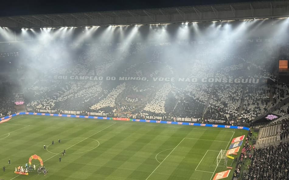 Corinthians provoca o Vasco em mosaico antes da final: 'Você não conseguiu'