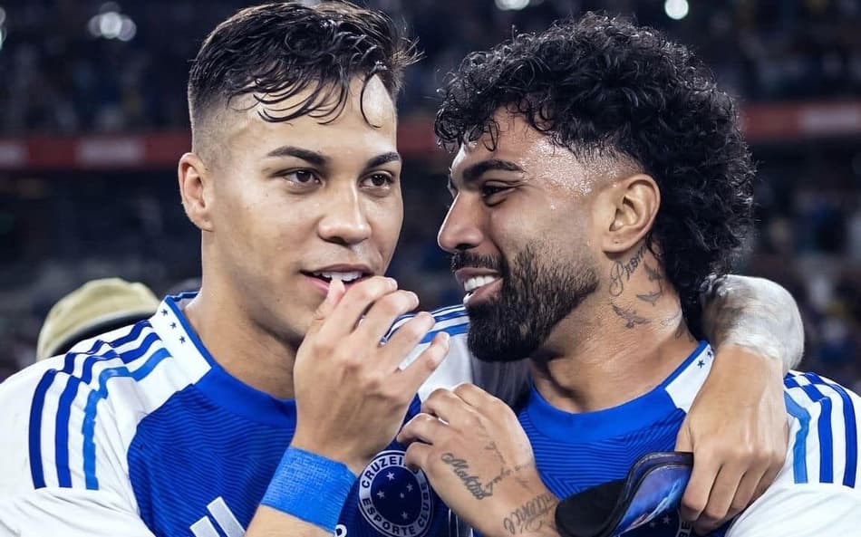 Gabigol e Leonardo Jardim (Foto: Gustavo Aleixo/Cruzeiro)