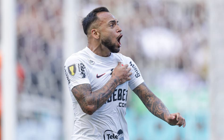 Maycon quer permanecer no Corinthians (Foto: Rodrigo Coca / Agência Corinthians)