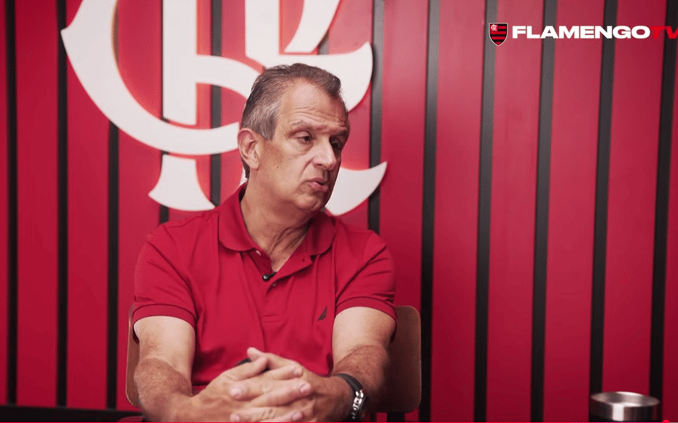 O presidente do Flamengo, Luiz Eduardo Baptista (BAP), abriu o jogo em entrevista ao "Mengocast". (Foto: Reprodução/Flamengo TV)