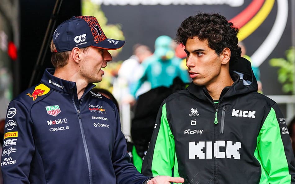 Gabriel Bortoleto e Max Verstappen na F1 (Foto: Getty Images/ AFP)