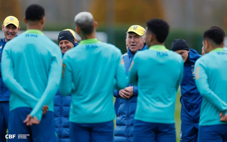 Ancelotti sobre Estêvão: 'Tem muito talento, mas não está 100% formado'