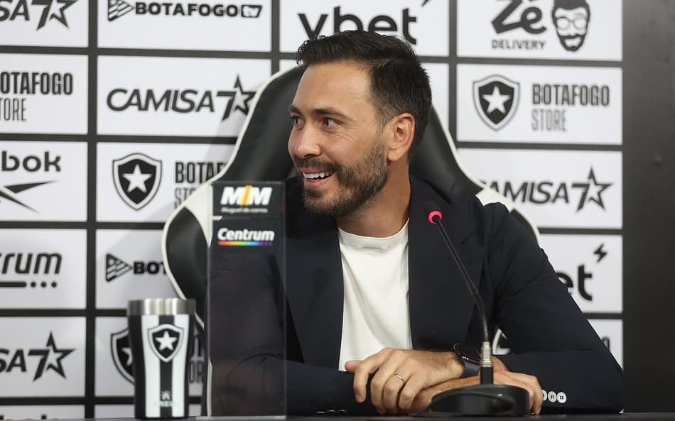 Davide Ancelotti, técnico do Botafogo