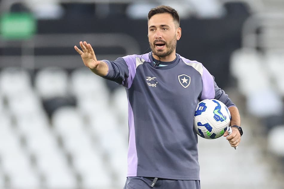 Davide Ancelotti, técnico do Botafogo