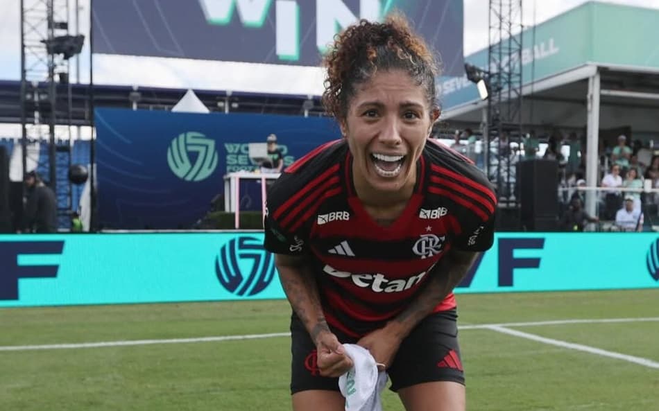 Flamengo fica em quarto lugar em torneio de fut7 feminino nos EUA