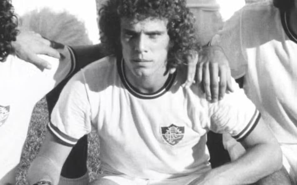 Bicampeão carioca pelo Fluminense morre aos 75 anos