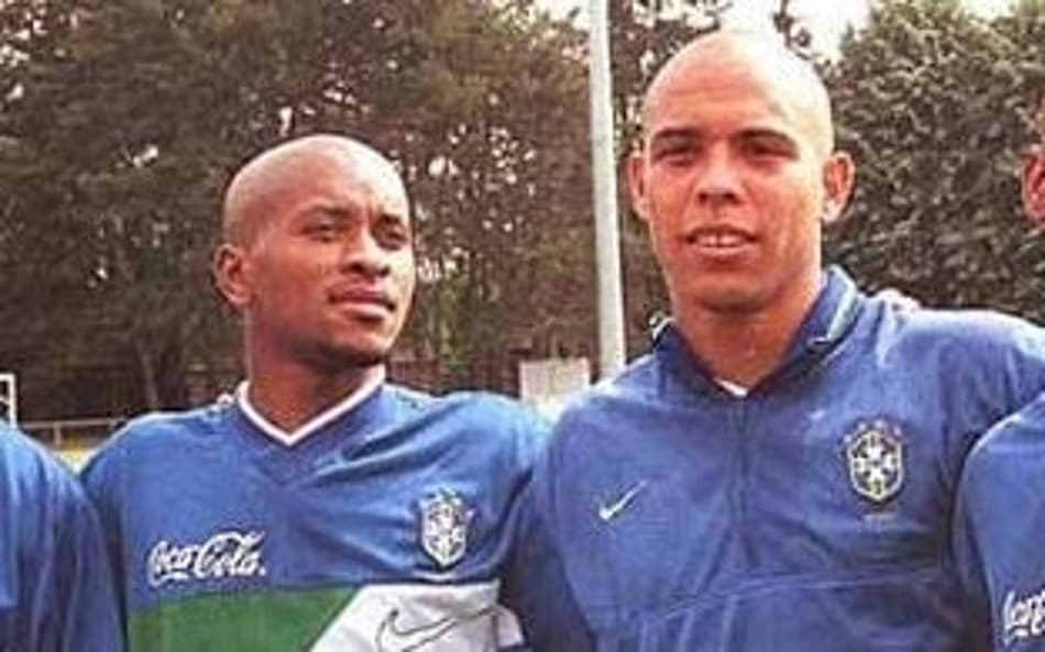 Na segunda metade dos anos 90, Zé Roberto já era presença constante na Seleção Brasileira