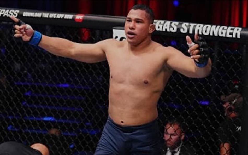 Levi Rodrigues em luta no Dana White's Contender Series (Foto: Reprodução/Instagram: @levi.bmonster)