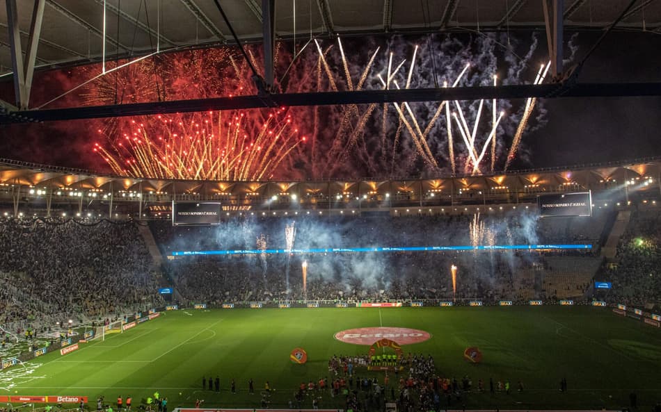 Maracanã recebe Vasco x Fluminense pela Copa do Brasil