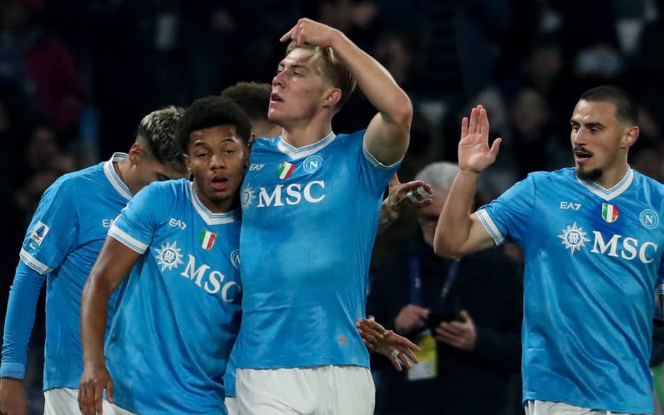 Pelo Campeonato Italiano, o Napoli venceu a Juventus por 2 a 1 (Foto: CARLO HERMANN / AFP)