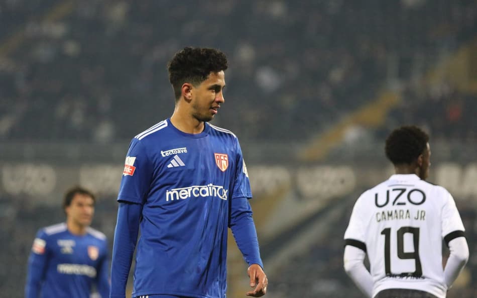 Paulo Vitor é jogador do AFS, de Portugal (Foto: Divulgação/AFS)