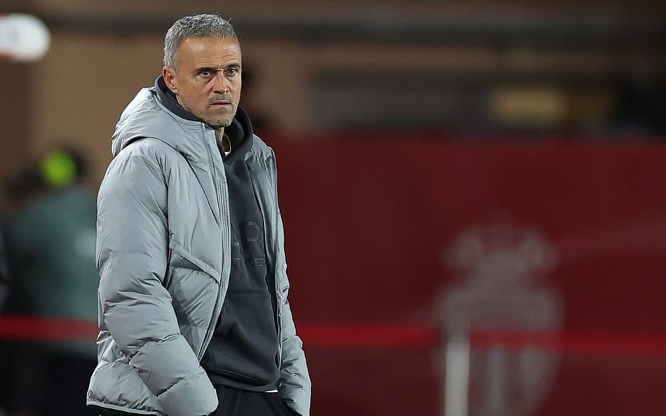 Luis Enrique é treinador do PSG