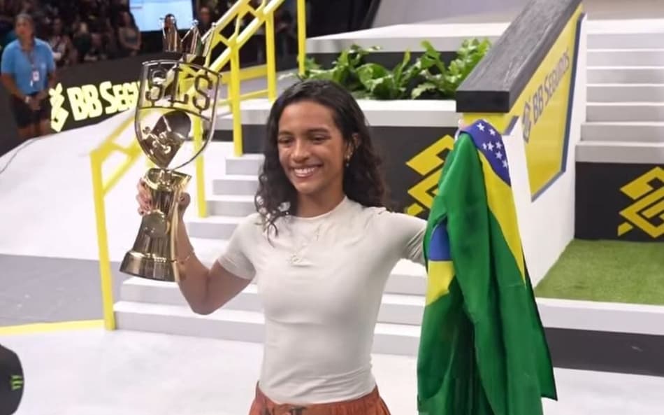 Rayssa Leal sobra e é tetracampeã do Super Crown SLS