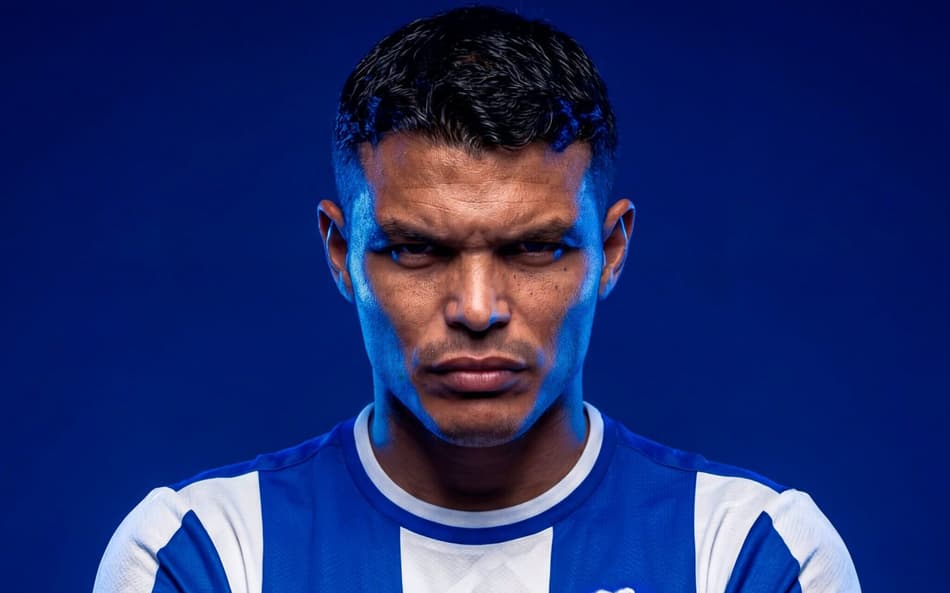 Thiago Silva em anuncio pelo Porto (Foto: Divulgação/Porto)