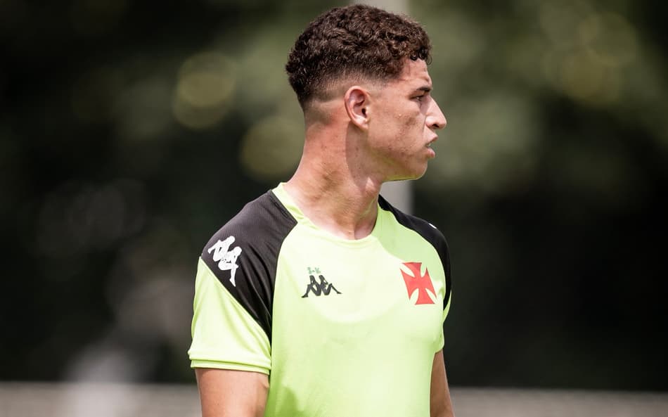 Vasco se prepara para a Copinha; equipe estreia neste sábado (3)