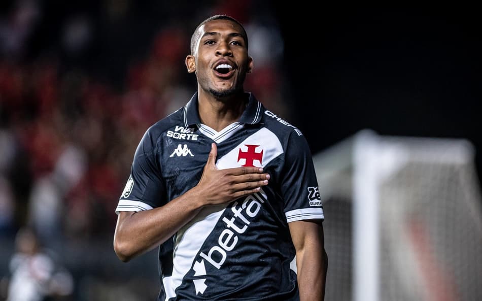 Rayan comemora gol em Vasco x Internacional (Foto: Affonso Andrade/AgÃªncia F8/Gazeta Press)