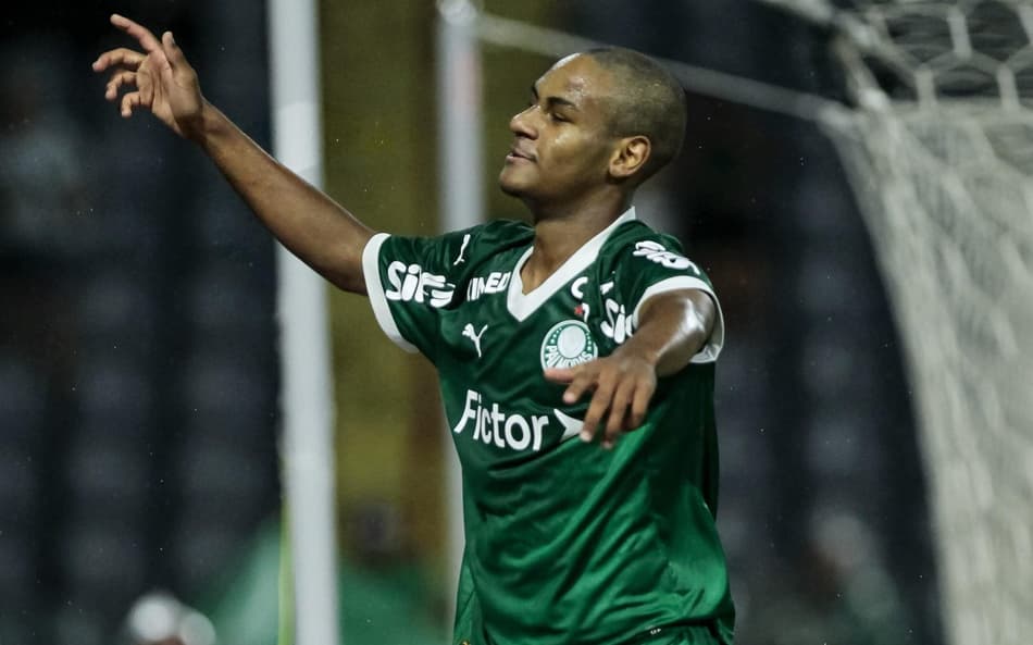 Rivais reagem a desempenho de jovem do Palmeiras na Copinha: 'Tem que tirar'