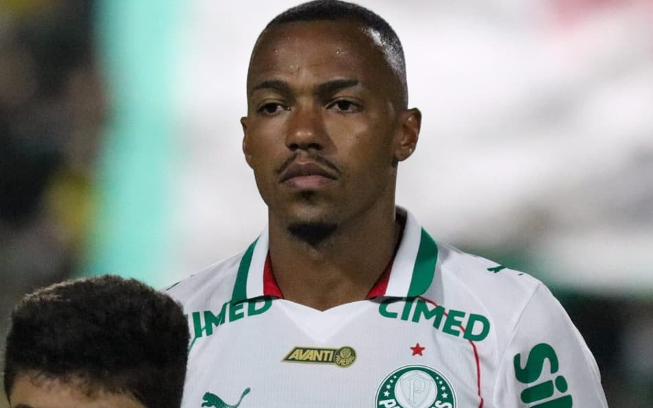 Marlon Freitas foi titular em Portuguesa x Palmeiras (Foto: Theo Daolio/Mochila Press/Gazeta Press)