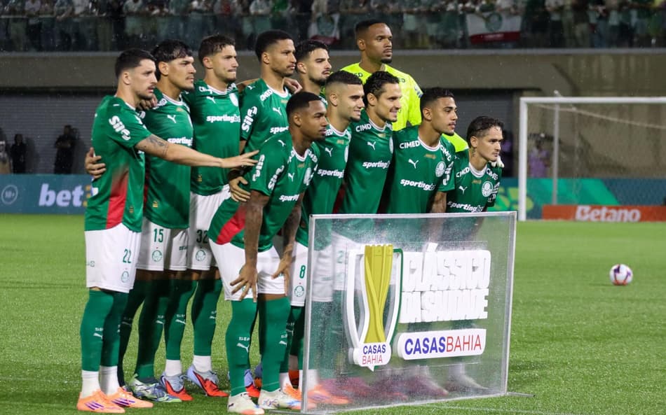 Time do Palmeiras antes do duelo com o Santos (Foto: Theo Daolio/MOCHILA PRESS/GazetaPress)