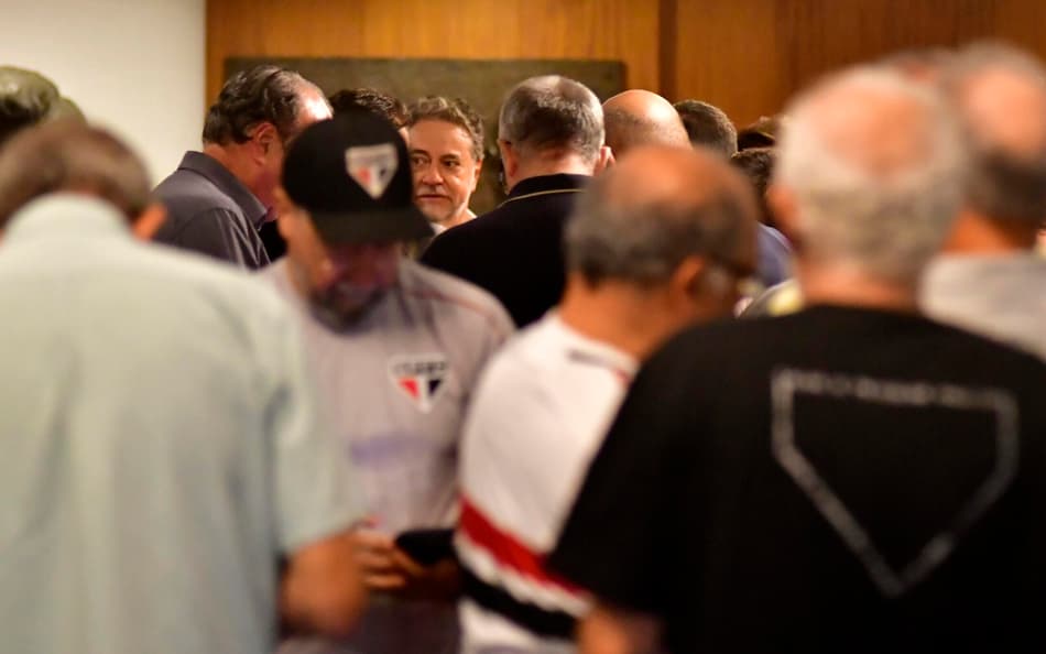 Casares avalia renunciar ao cargo antes da votação de Assembleia Geral no São Paulo