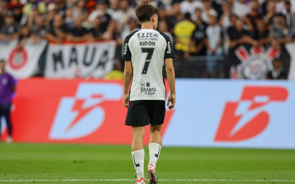 ANÁLISE: Breno Bidon vira protagonista ao retomar origens no Corinthians