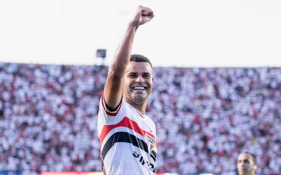 Alisson, do São Paulo, deve reforçar o Corinthians (Foto: Caio De Sousa/Pera Photo Press)