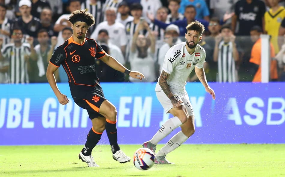 Santos e Corinthians empataram por 1 a 1 na Vila Belmiro (Foto: Raphael Campos Do Prado/MOCHILA PRESS)
