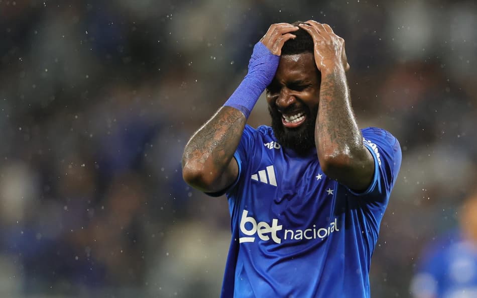 Gerson estreou pelo Cruzeiro (Foto: Gilson Lobo/ Agif/Gazeta Press)