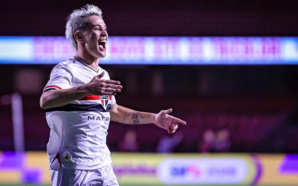 Cotia surge como alternativa para Crespo ajustar o São Paulo