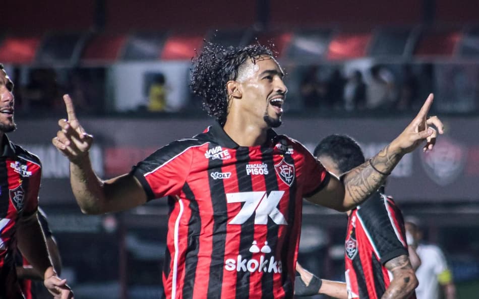 Fabri foi um dos grandes destaques do Vitória contra o Remo (Foto: Joao Aurelio/Pera Photo Press/Gazeta Press)