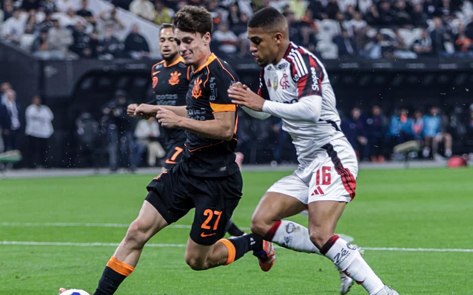 Corinthians Flamengo Brasileirão Breno Bidon Samuel Lino