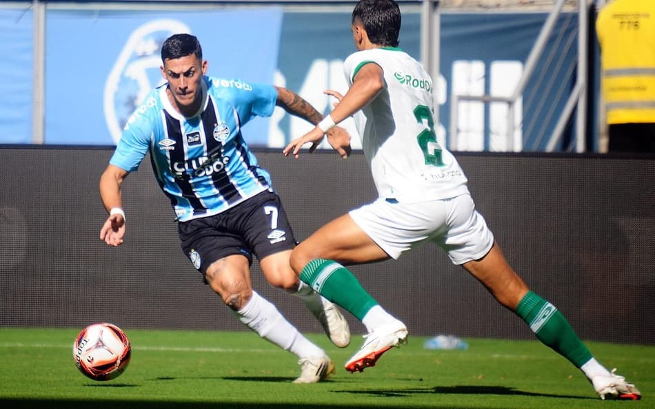 Pavon, atacante do Grêmio